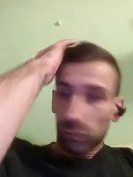 Snapshot of Davlupweed93 chatting on 01/16/26, 01:37 Davlupweed93 online show from 01/16/26, 01:37