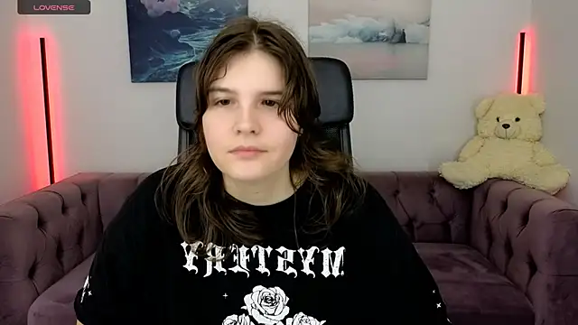 Ruyjin Choi online show from 11/06/25, 10:27