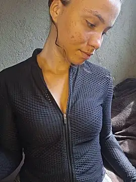 HelenHoltz online show from 10/28/25, 04:31