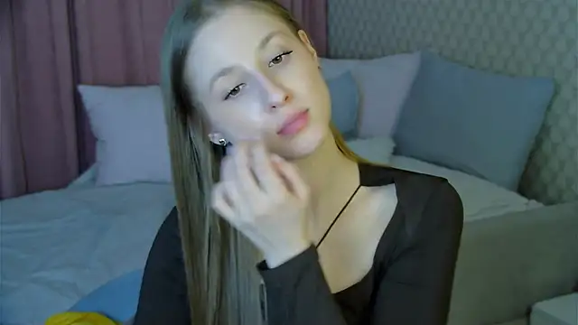 BritneyCruze online show from 02/20/25, 08:50