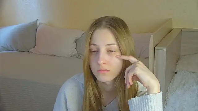 BritneyCruze online show from 02/17/26, 08:44