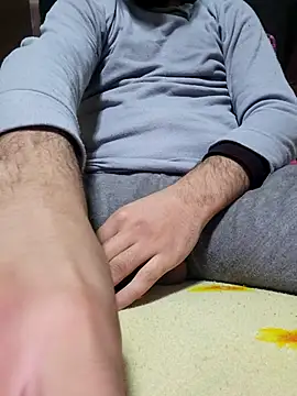 Snapshot of bigdig22cm chatting on 02/22/25, 04:19 bigdig22cm online show from 02/22/25, 04:19