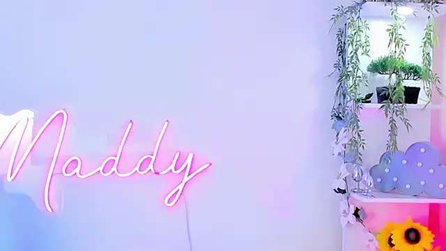 MaddyParisi online show from 03/05/25, 01:10