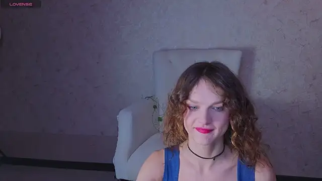 Soo dreamy online show from 10/04/25, 01:25