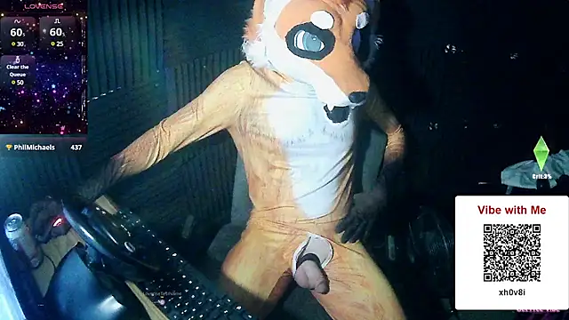 Snapshot of FoxieHikari chatting on 12/02/24, 03:04 FoxieHikari online show from 12/02/24, 03:04