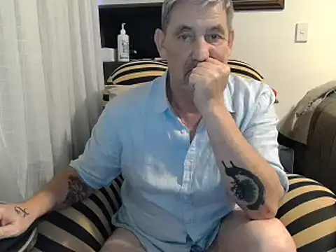 Snapshot of ChunkyMonkey007 chatting on 12/04/24, 10:57 ChunkyMonkey007 online show from 12/04/24, 10:57