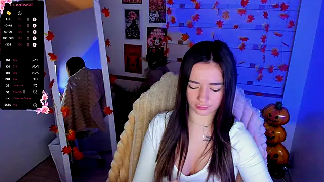 Bella XO online show from 10/19/25, 06:47