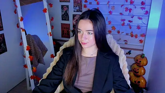 Bella XO online show from 10/24/25, 06:54