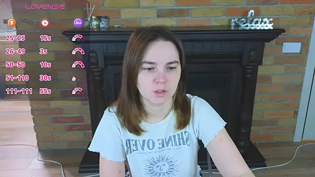 Snapshot of Ellie_Sunset chatting on 03/12/26, 09:04 Ellie Sunset online show from 03/12/26, 09:04