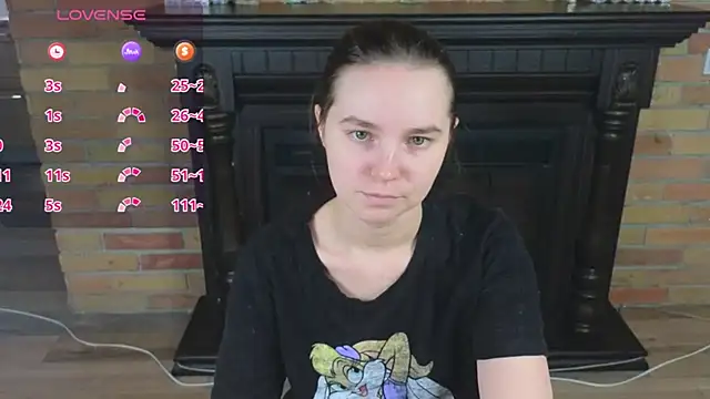Snapshot of Ellie_Sunset chatting on 06/17/26, 07:44 Ellie Sunset online show from 06/17/26, 07:44