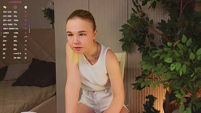 OdetteHarwick online show from 01/06/26, 07:12