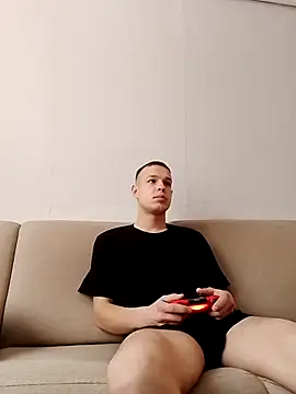 Snapshot of pretty_roman chatting on 02/04/25, 10:00 pretty roman online show from 02/04/25, 10:00