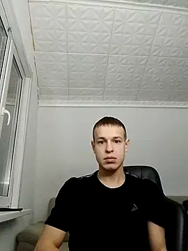 Snapshot of pretty_roman chatting on 02/17/25, 07:21 pretty roman online show from 02/17/25, 07:21
