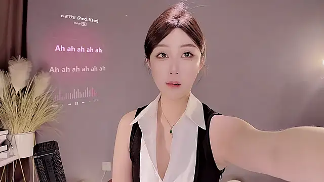 jingling666 online show from 02/22/25, 01:22