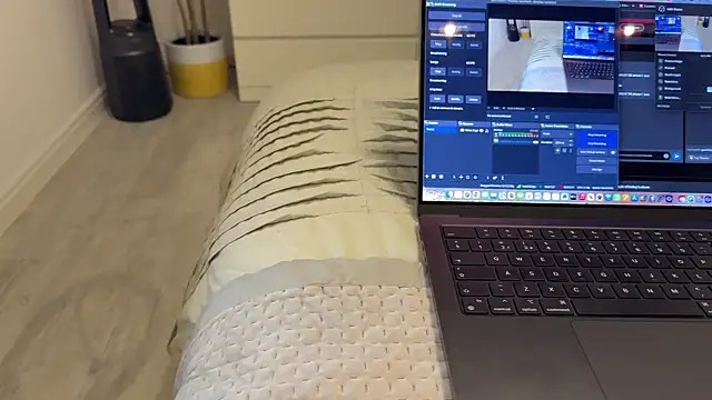 PROCOUPLEX0 online show from 10/08/25, 07:55