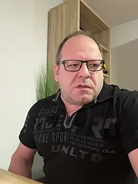 coupleLatinaLovers online show from 12/20/24, 05:47