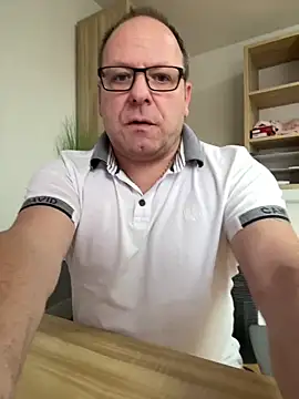 coupleLatinaLovers online show from 02/03/25, 11:20