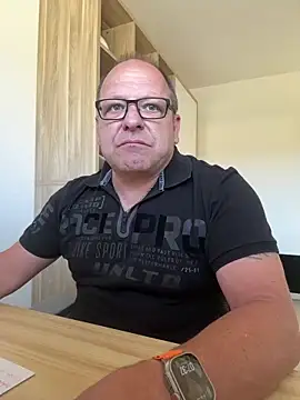 coupleLatinaLovers online show from 05/29/26, 05:38