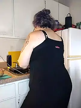 GraceHenderson online show from 12/17/24, 10:54