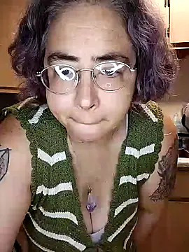 GraceHenderson online show from 12/28/24, 01:18