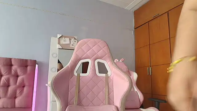  69HONRY online show from 12/16/24, 04:16