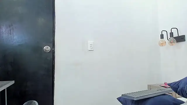 chloe zulay online show from 02/13/26, 04:30