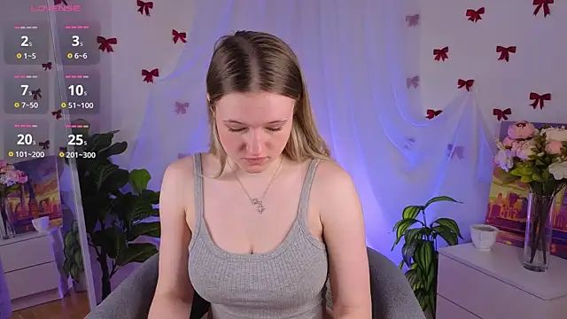 MaydaFoulk online show from 03/04/26, 01:11