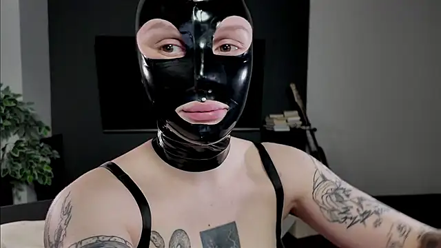 vinylstore online show from 02/28/25, 06:20