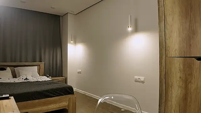 Snapshot of vinylstore chatting on 03/14/26, 03:06 vinylstore online show from 03/14/26, 03:06