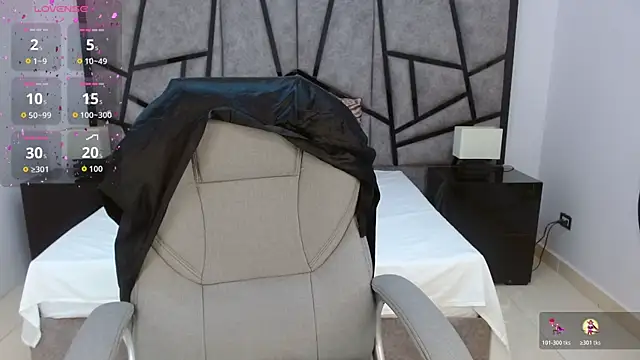 Snapshot of adhara_cortez chatting on 03/07/26, 04:26 adhara cortez online show from 03/07/26, 04:26