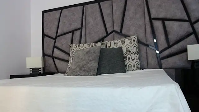 Snapshot of adhara_cortez chatting on 04/06/26, 09:05 adhara cortez online show from 04/06/26, 09:05