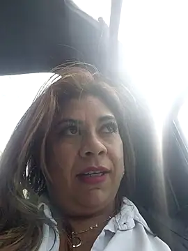 Laura-Hernandez online show from 06/04/26, 02:34