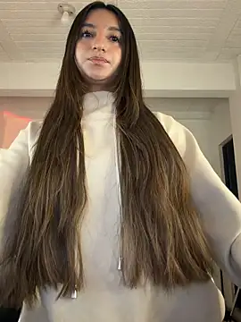 Snapshot of aly_golden_ chatting on 03/16/26, 07:01 aly golden online show from 03/16/26, 07:01