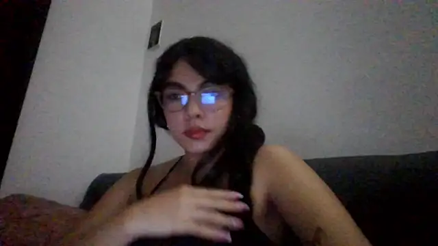 Kiri Cutee online show from 01/28/25, 05:00