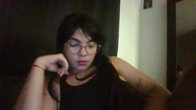 Kiri Cutee online show from 03/03/25, 05:20