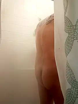 NewKing100 online show from 01/24/25, 01:45