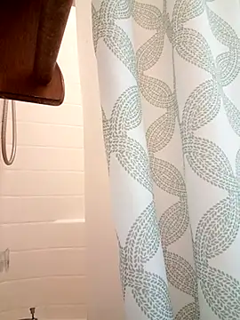 NewKing100 online show from 01/28/25, 03:04