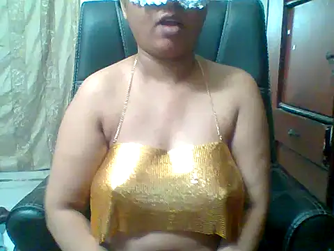 kamayanisingh24 online show from 12/12/24, 05:48