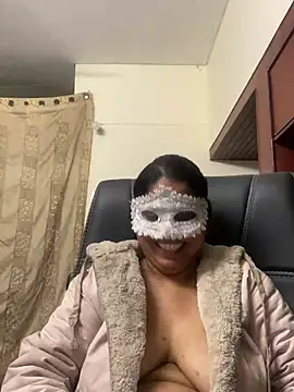 kamayanisingh24 online show from 02/01/25, 06:51