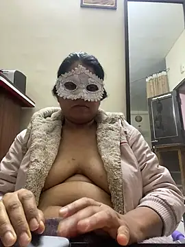 kamayanisingh24 online show from 02/26/25, 05:07