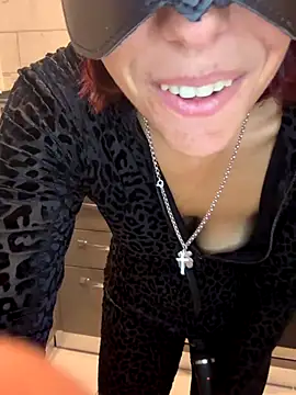 Porcella96 online show from 10/17/25, 07:00