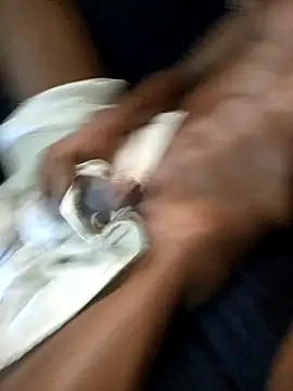 Snapshot of TheeOne07 chatting on 03/28/26, 07:30 TheeOne07 online show from 03/28/26, 07:30