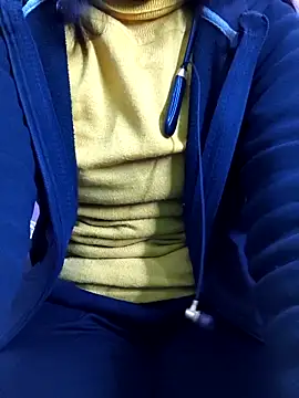 Ananya 34 online show from 12/15/25, 03:22