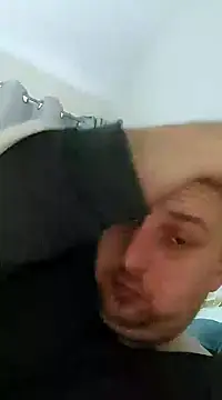 Snapshot of HE-M123 chatting on 12/12/24, 08:25 HE-M123 online show from 12/12/24, 08:25