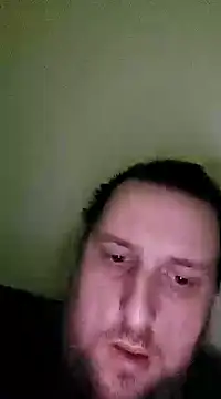 Snapshot of HE-M123 chatting on 12/29/24, 03:22 HE-M123 online show from 12/29/24, 03:22