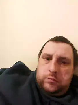 Snapshot of HE-M123 chatting on 01/19/25, 08:09 HE-M123 online show from 01/19/25, 08:09