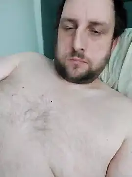 Snapshot of HE-M123 chatting on 12/14/25, 12:54 HE-M123 online show from 12/14/25, 12:54