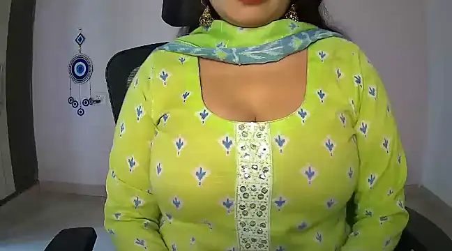 Swetaa  online show from 01/30/25, 07:29