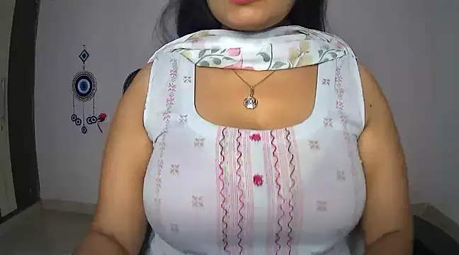 Swetaa  online show from 02/15/25, 05:19