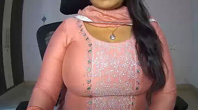 Swetaa  online show from 02/25/25, 05:08